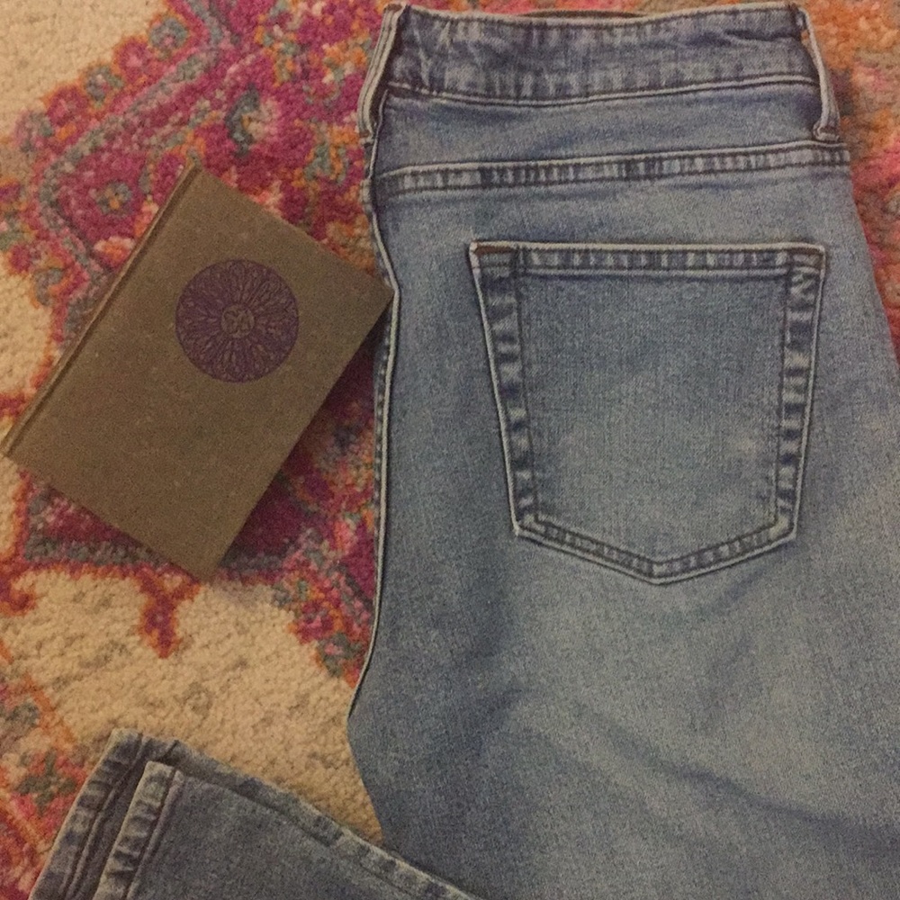 Gap high wasted jeans